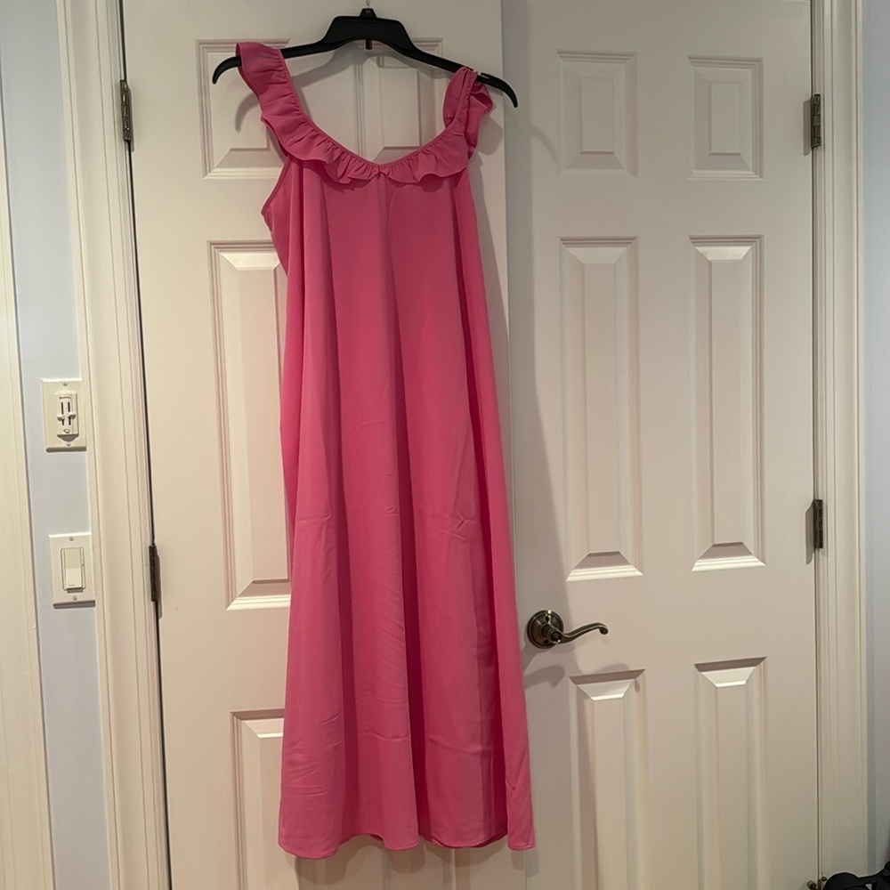 Ladies Pink Maxi Dress Lg NWT